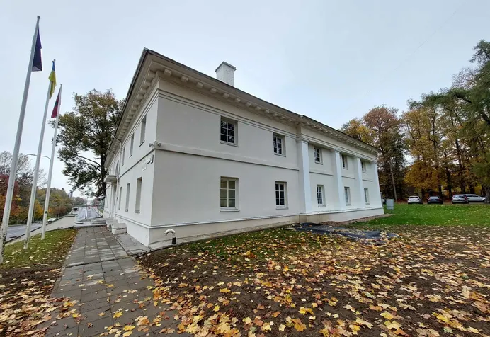 Listing image