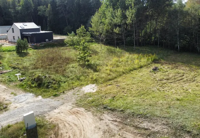 Sklypas Vilniaus m. sav., Zujūnuose