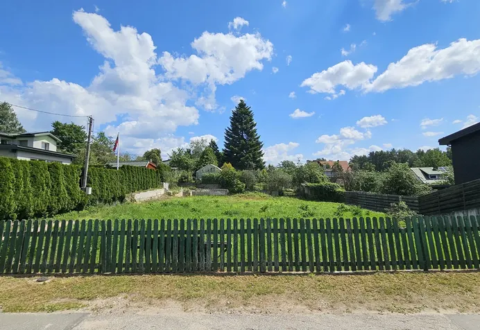 Sklypas Vilniuje Bajoruose, Bajorų Sodų 18-oji g.