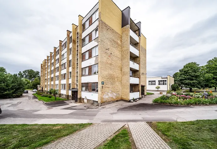 Parduodama Biurui / Gamybos/Sandėliavimo / Gyvenamoji / Kitos / Prekybos/paslaugų / Sandėliavimo patalpos Šiauliuose Centre, M. K. Čiurlionio g.