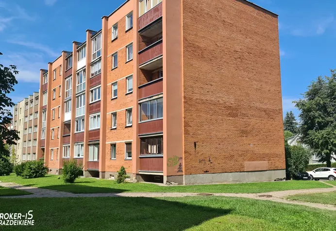 3 kambarių butas Šiauliuose Centre, Klevų g.
