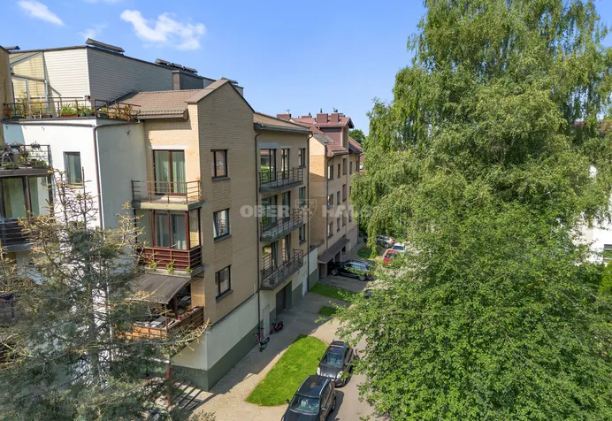 5 kambarių butas Vilniuje, Antakalnyje, Petro Rimšos g.