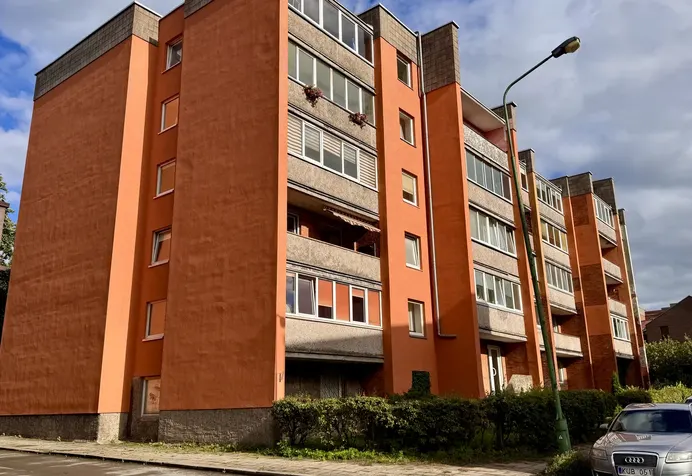 Listing image