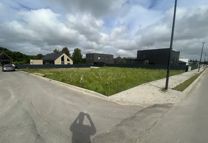 Sklypas Klaipėdoje Tauralaukyje, Žaibo g.