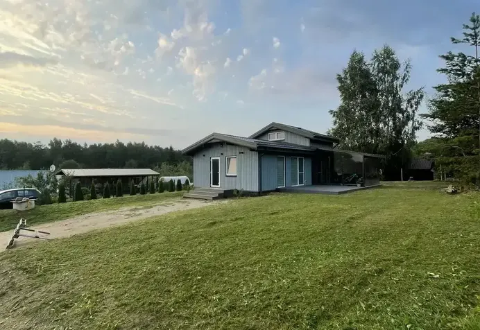 Sodo namas Vilniaus rajono sav., Akmeniškėse, Pirmūnų 2-oji g.
