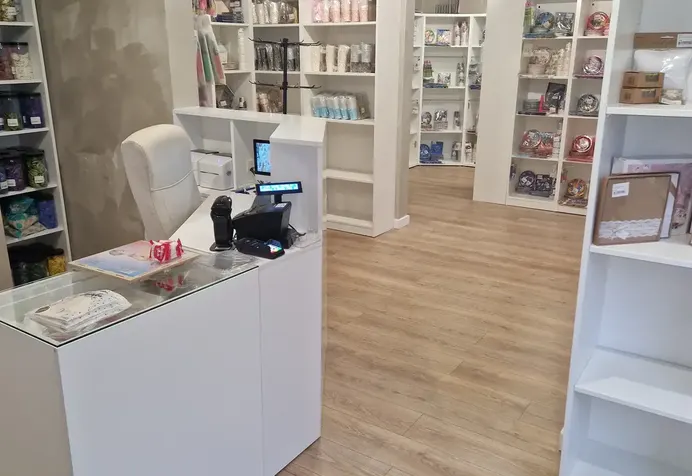 Parduodama Prekybos/paslaugų patalpos Klaipėdoje Laukininkuose, Laukininkų g.