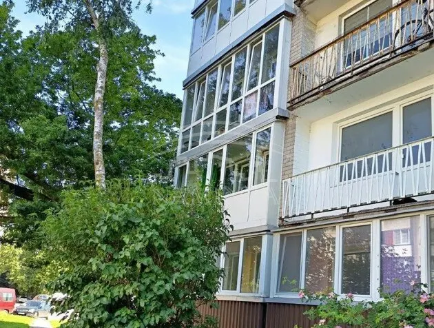 Listing image
