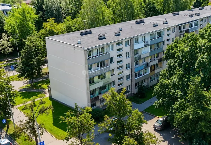 3 kambarių butas Vilniuje, Žirmūnuose, Verkių g.