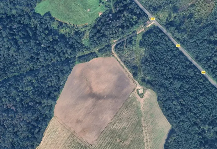Sklypas Vilniaus r. sav., Padvariuose