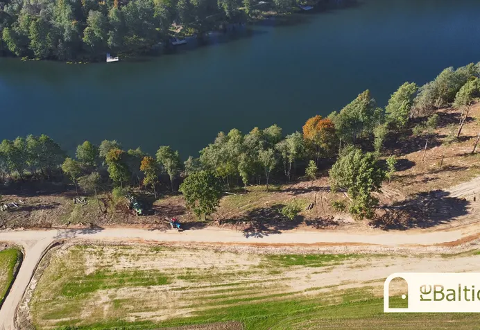 Sklypas Trakų r. sav., Užilgiuose
