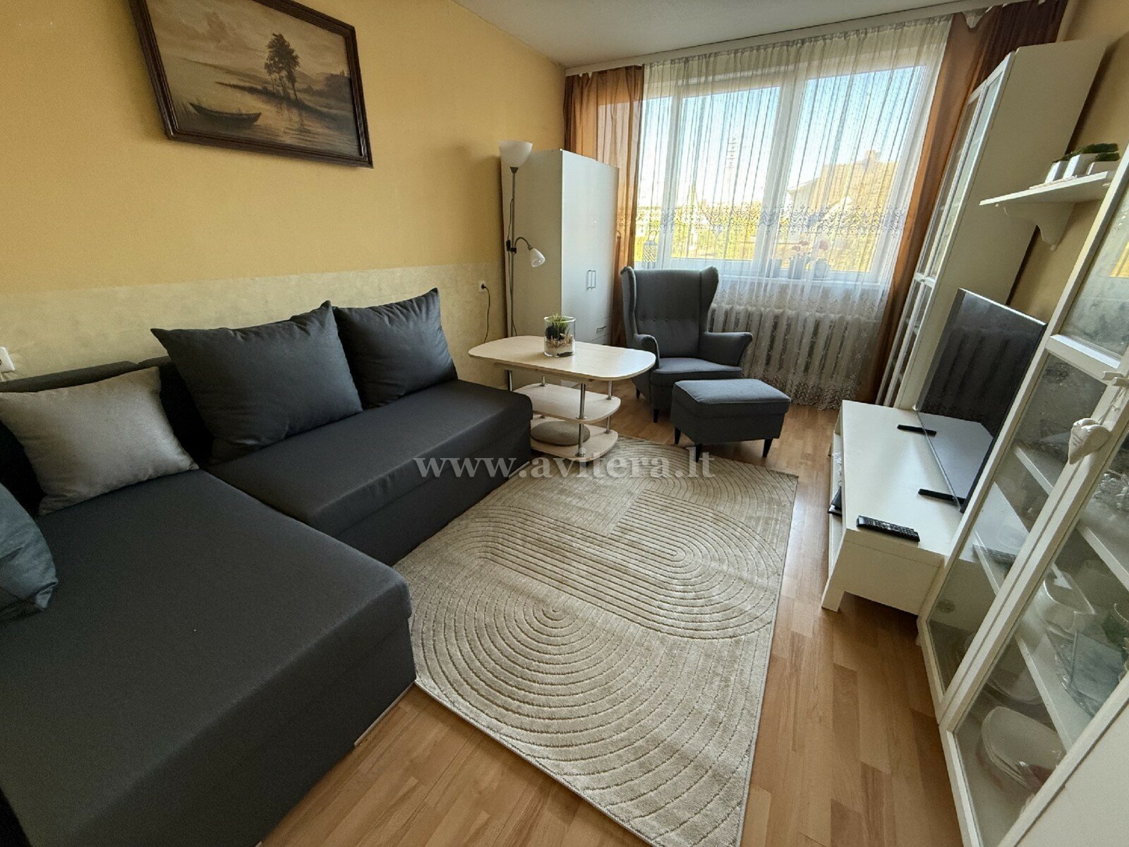 Listing image