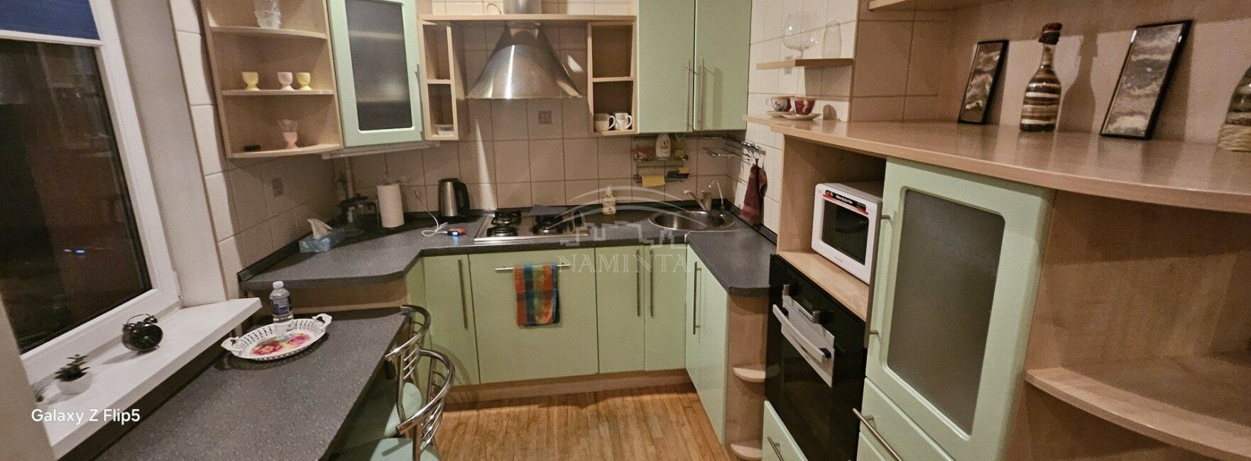 Listing image