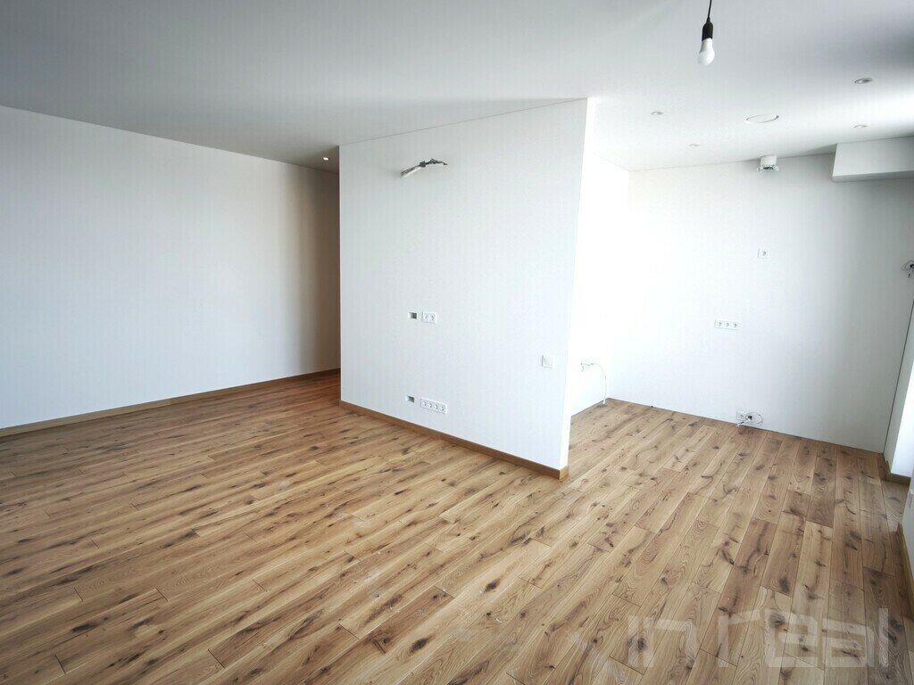 J. Basanavičiaus g., Senamiestis, Utena, 2 kamb. – nuotrauka 3
