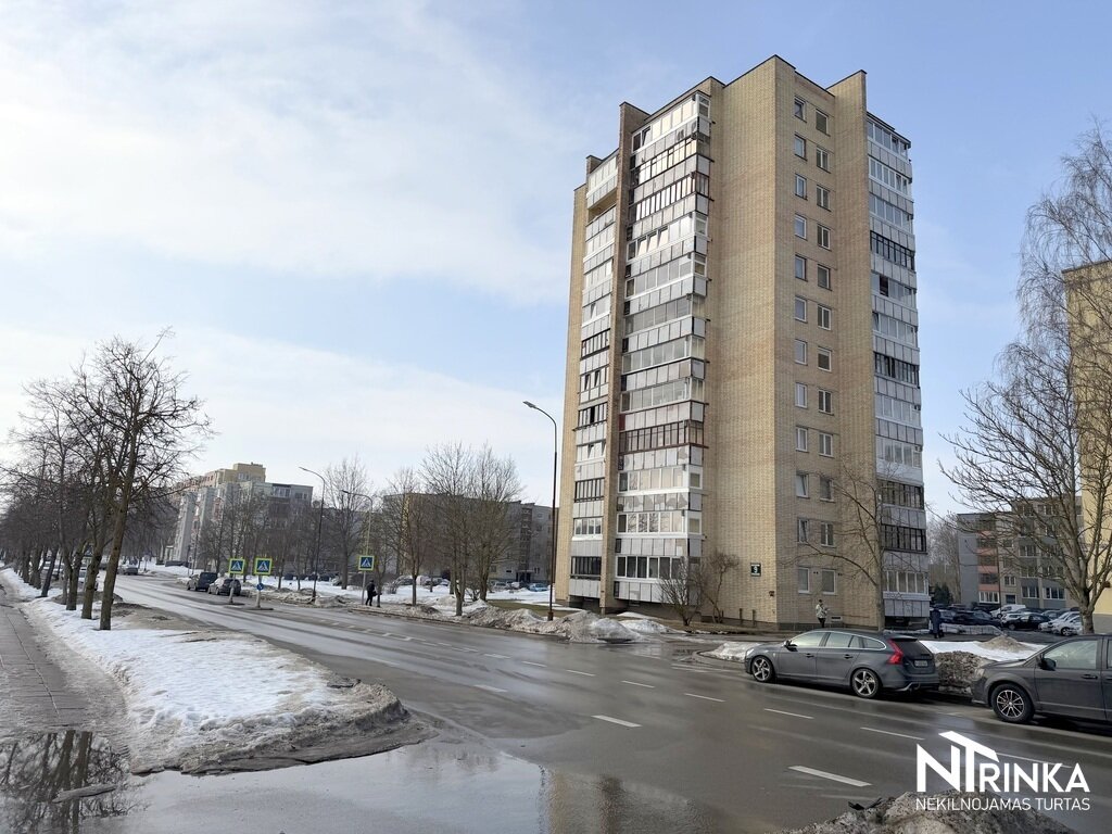 Parduodamas 3 kambarių butas Šiauliuose, Dainiuose, Aido g.