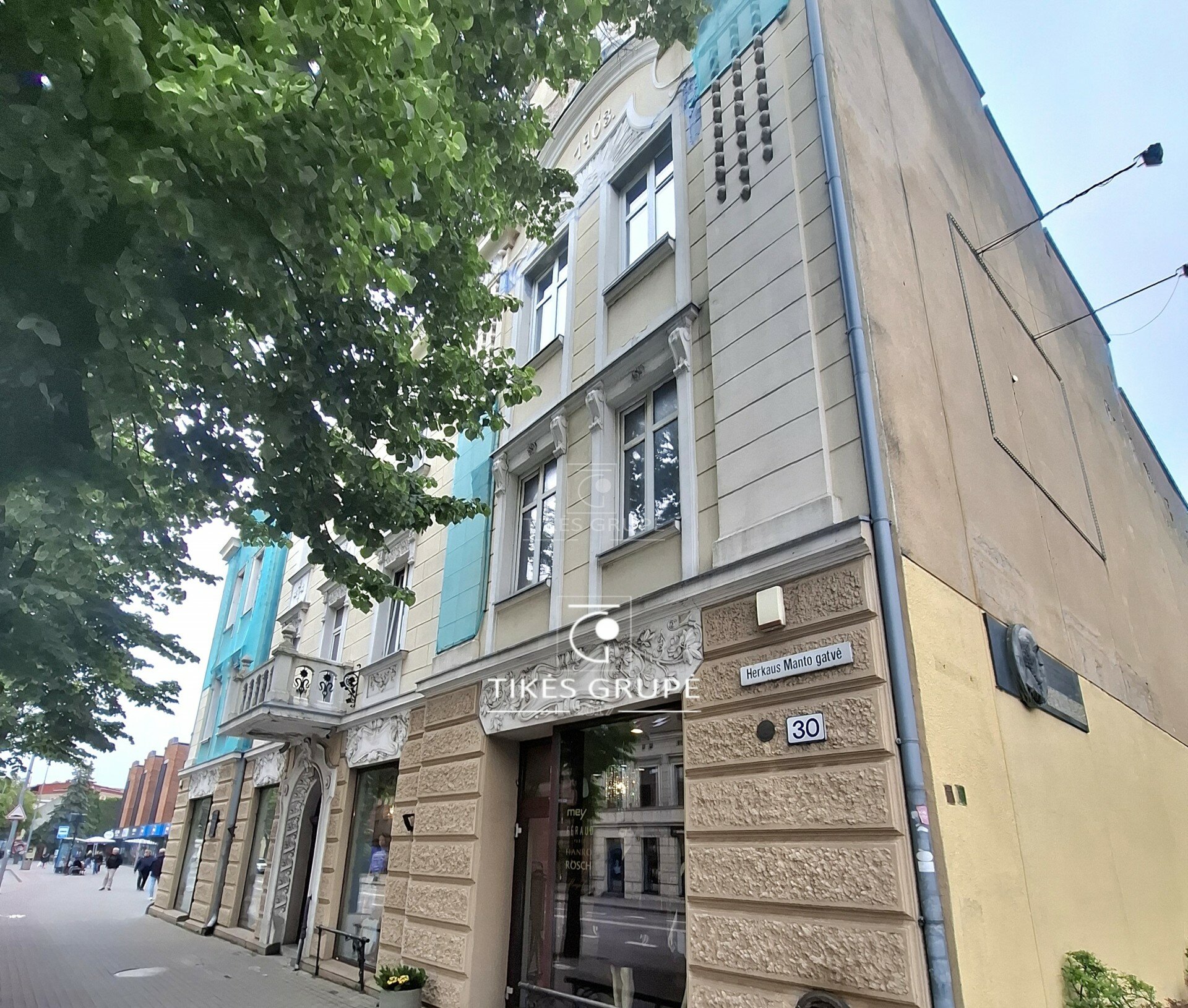 Listing image