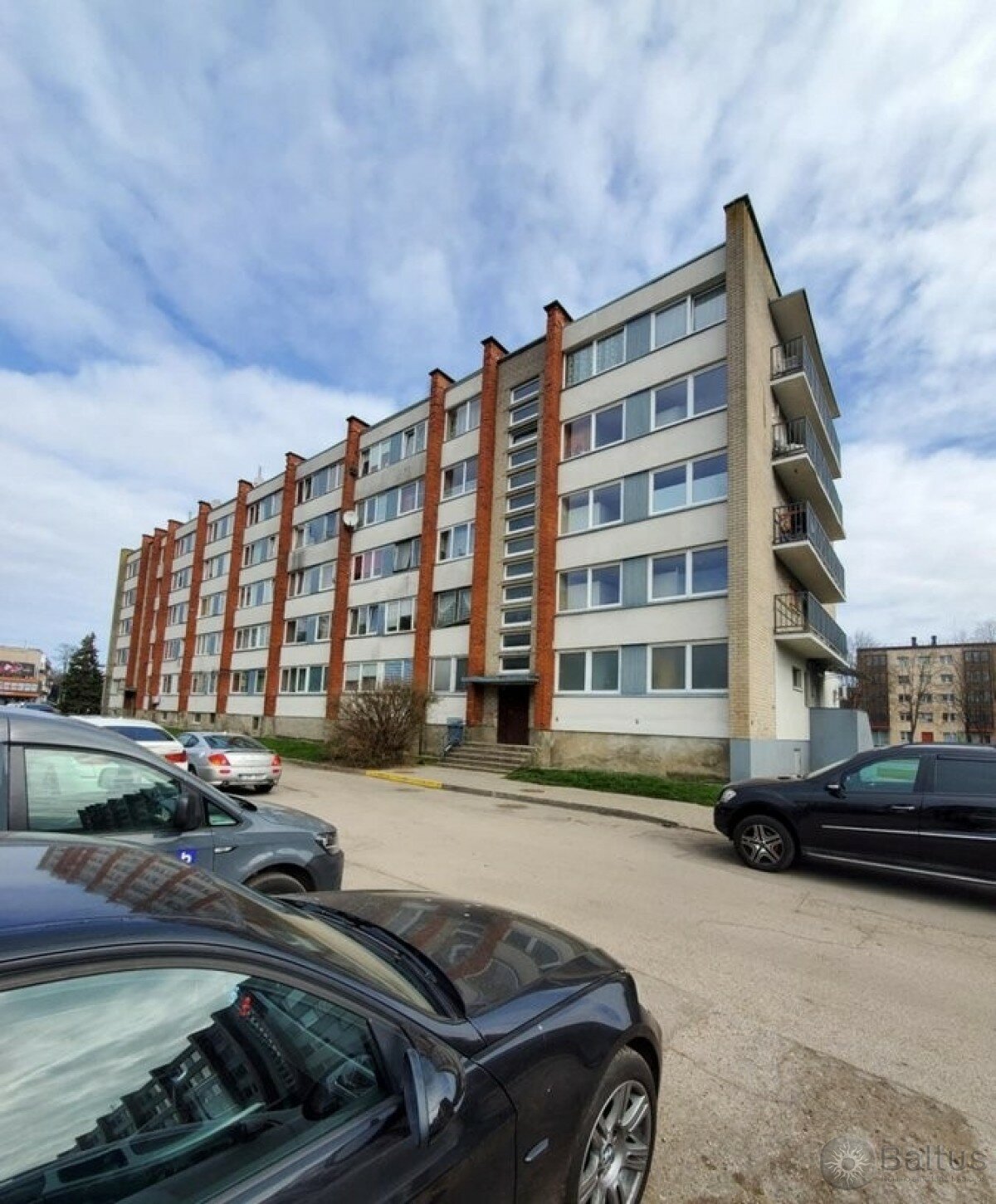 Listing image