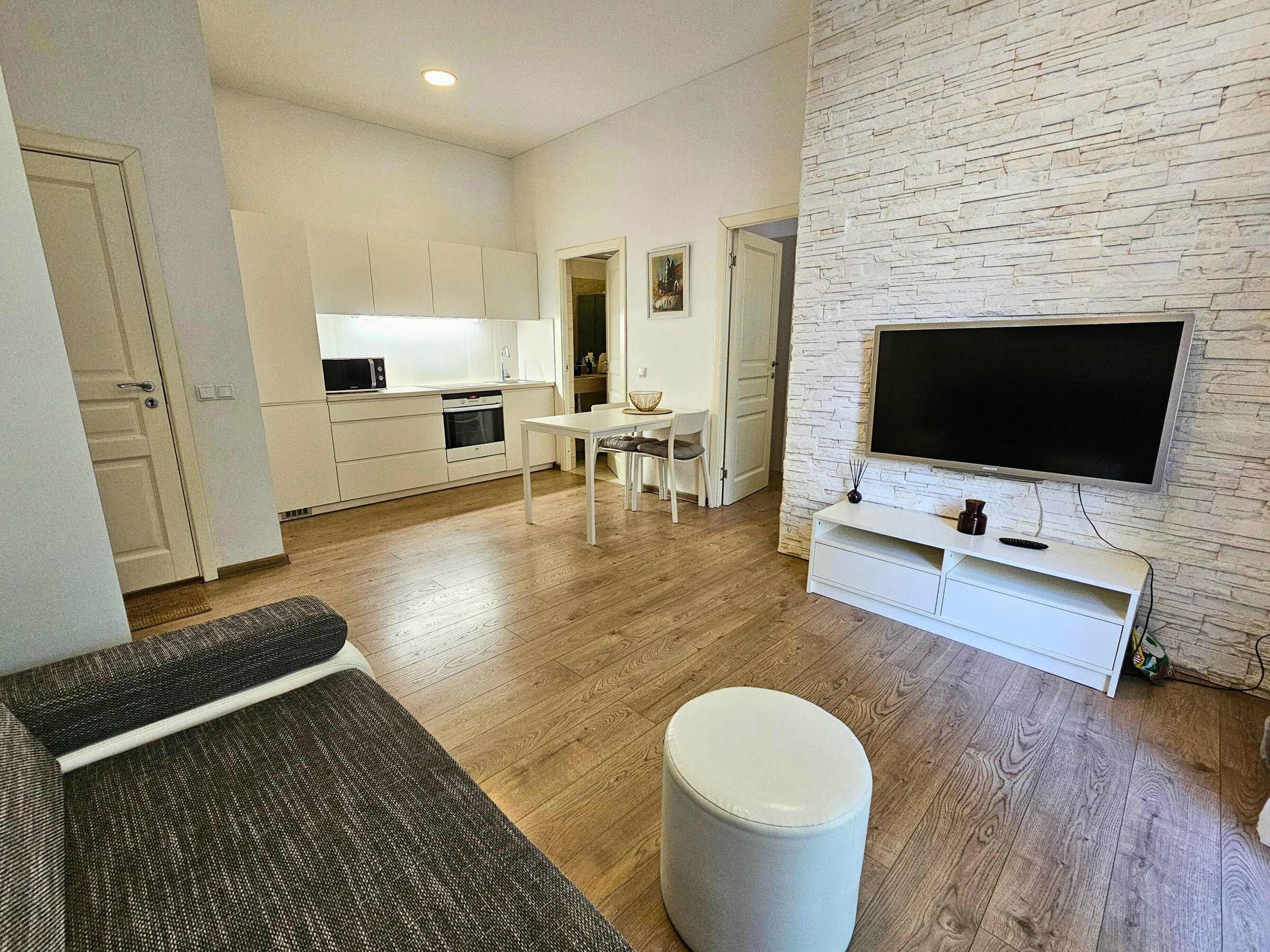 Islandijos g., Senamiestis, Vilnius, 4 kamb. – image 5