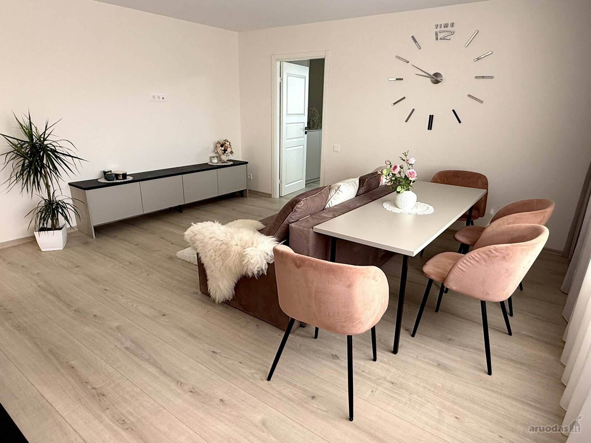 Taikos pr., Senamiestis, Klaipėda, 3 kamb. – изображение 4