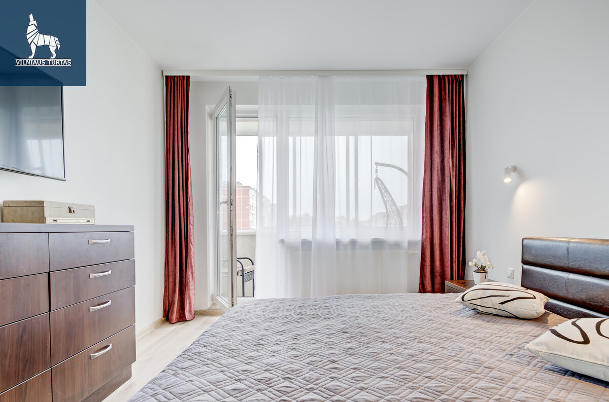 Algimanto Petro Kavoliuko g., Karoliniškės, Vilnius, 4 kamb. – nuotrauka 3