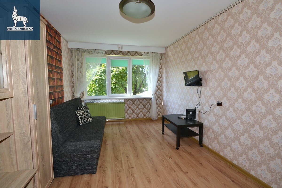 Algimanto Petro Kavoliuko g., Karoliniškės, Vilnius, 2 kamb. – nuotrauka 4