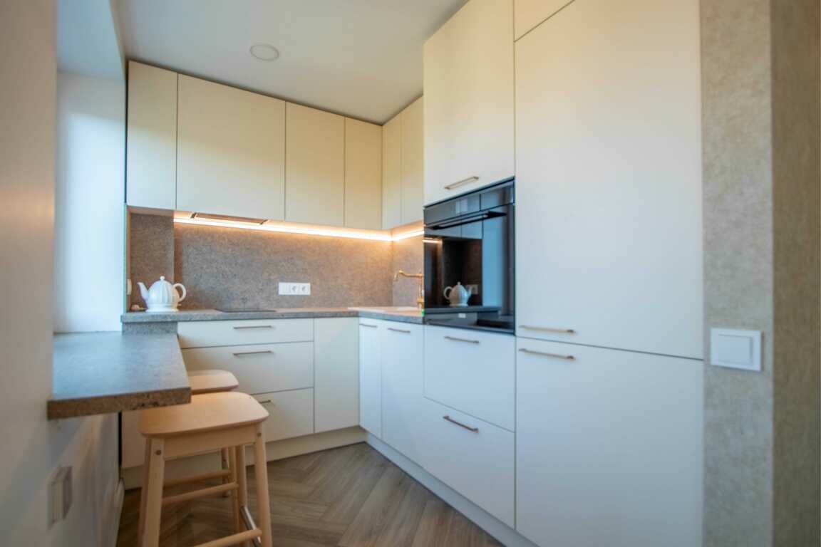 Algirdo g., Centras, Panevėžys, 2 kamb. – nuotrauka 4