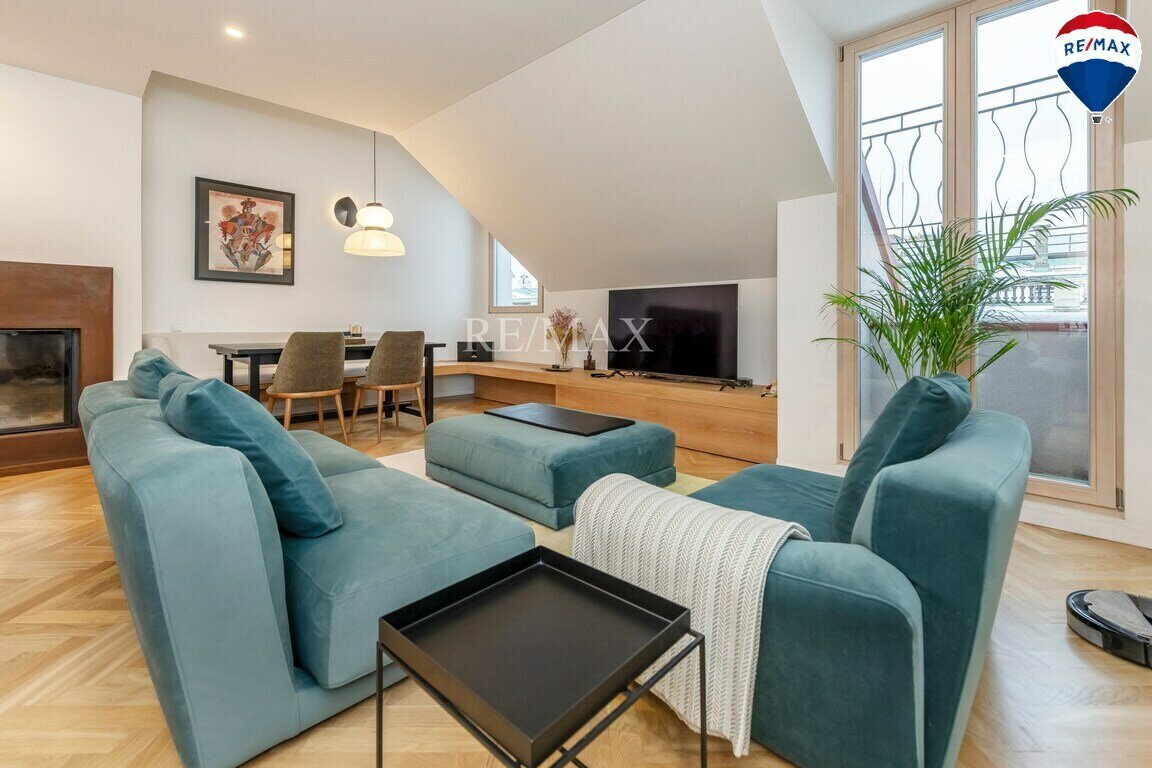 Gedimino pr., Senamiestis, Vilnius, 4 kamb. – nuotrauka 6