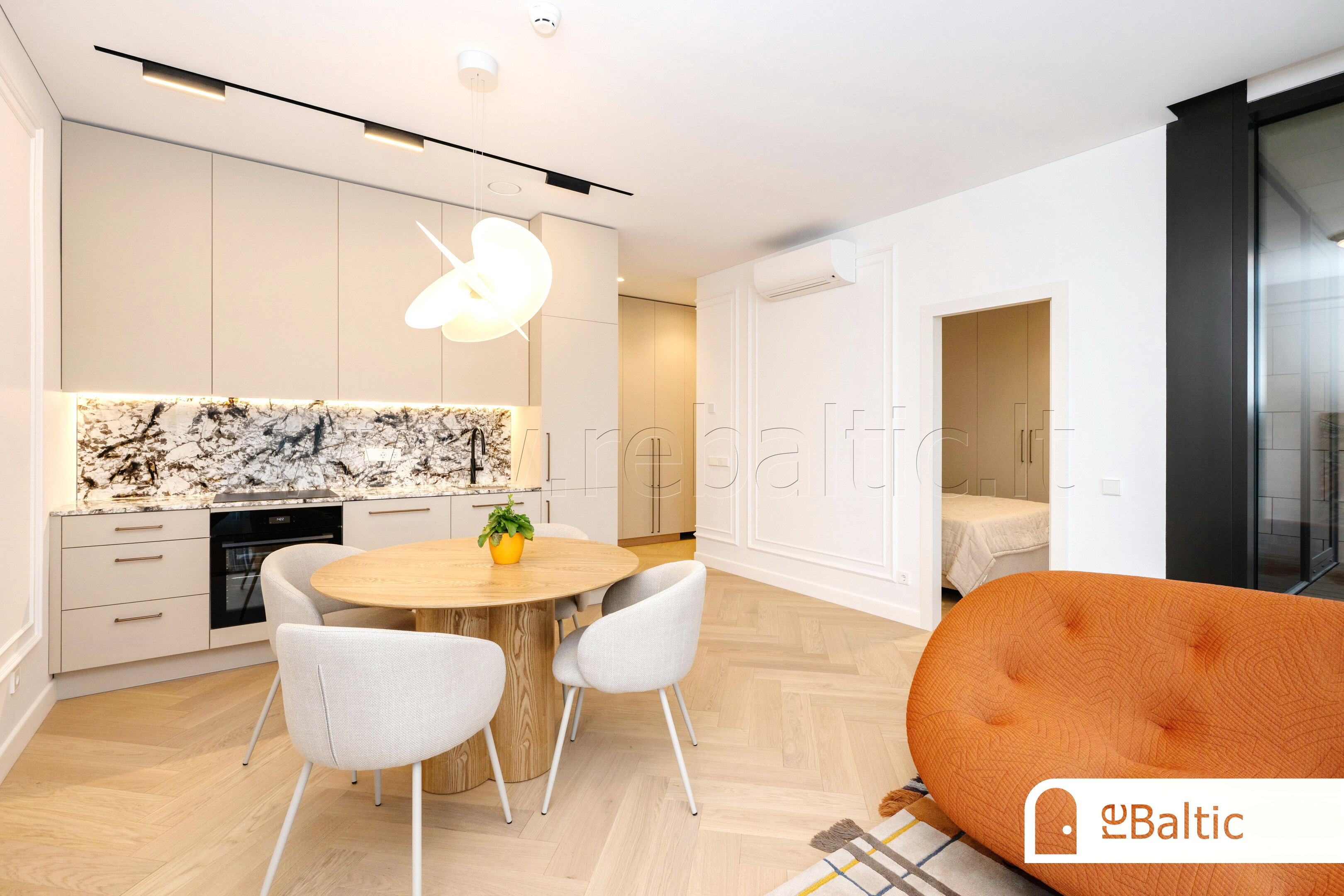 Algirdo g., Naujamiestis, Vilnius, 2 kamb. – nuotrauka 3