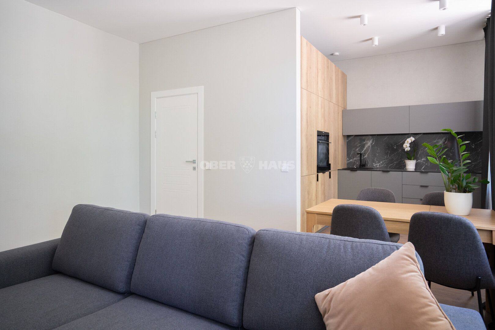 Tauro g., Senamiestis, Vilnius, 2 kamb. – nuotrauka 5