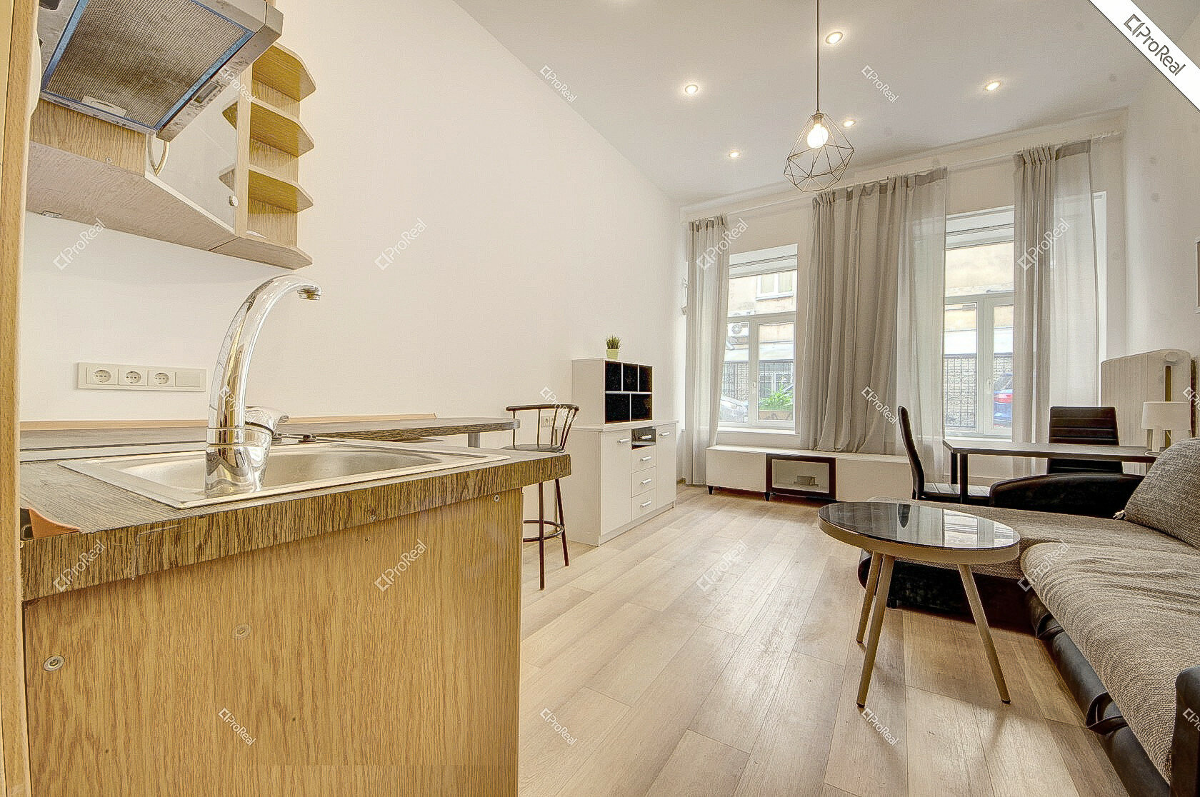 Gedimino pr., Naujamiestis, Vilnius, 1 kamb. – nuotrauka 1