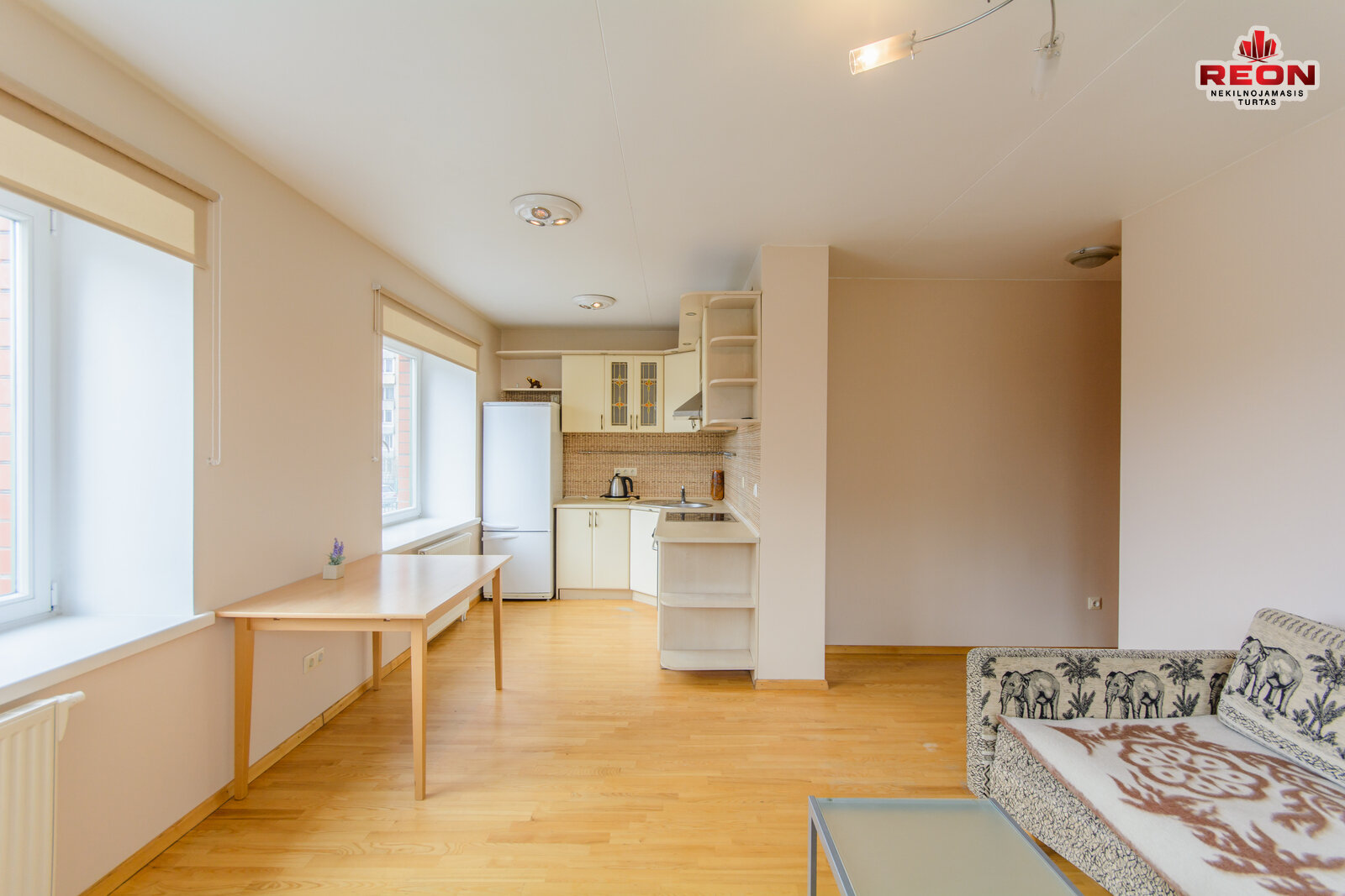 Loretos Asanavičiūtės g., Karoliniškės, Vilnius, 3 kamb. – nuotrauka 4