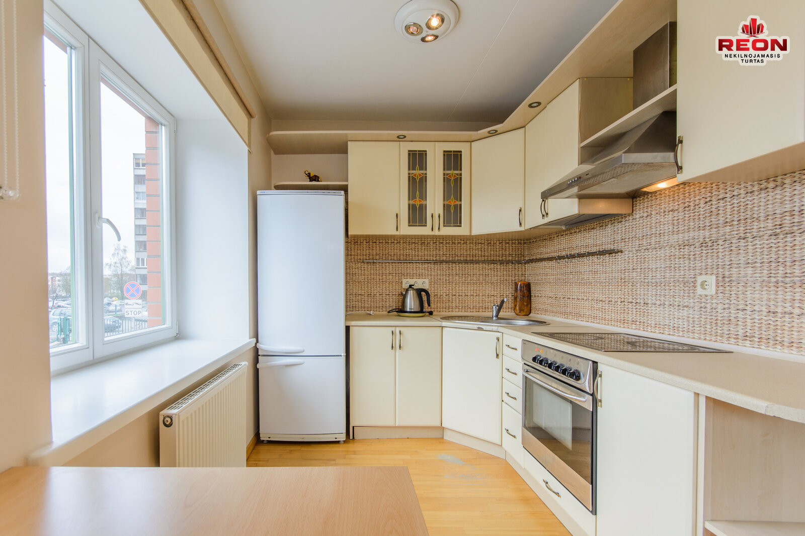 Loretos Asanavičiūtės g., Karoliniškės, Vilnius, 3 kamb. – nuotrauka 6