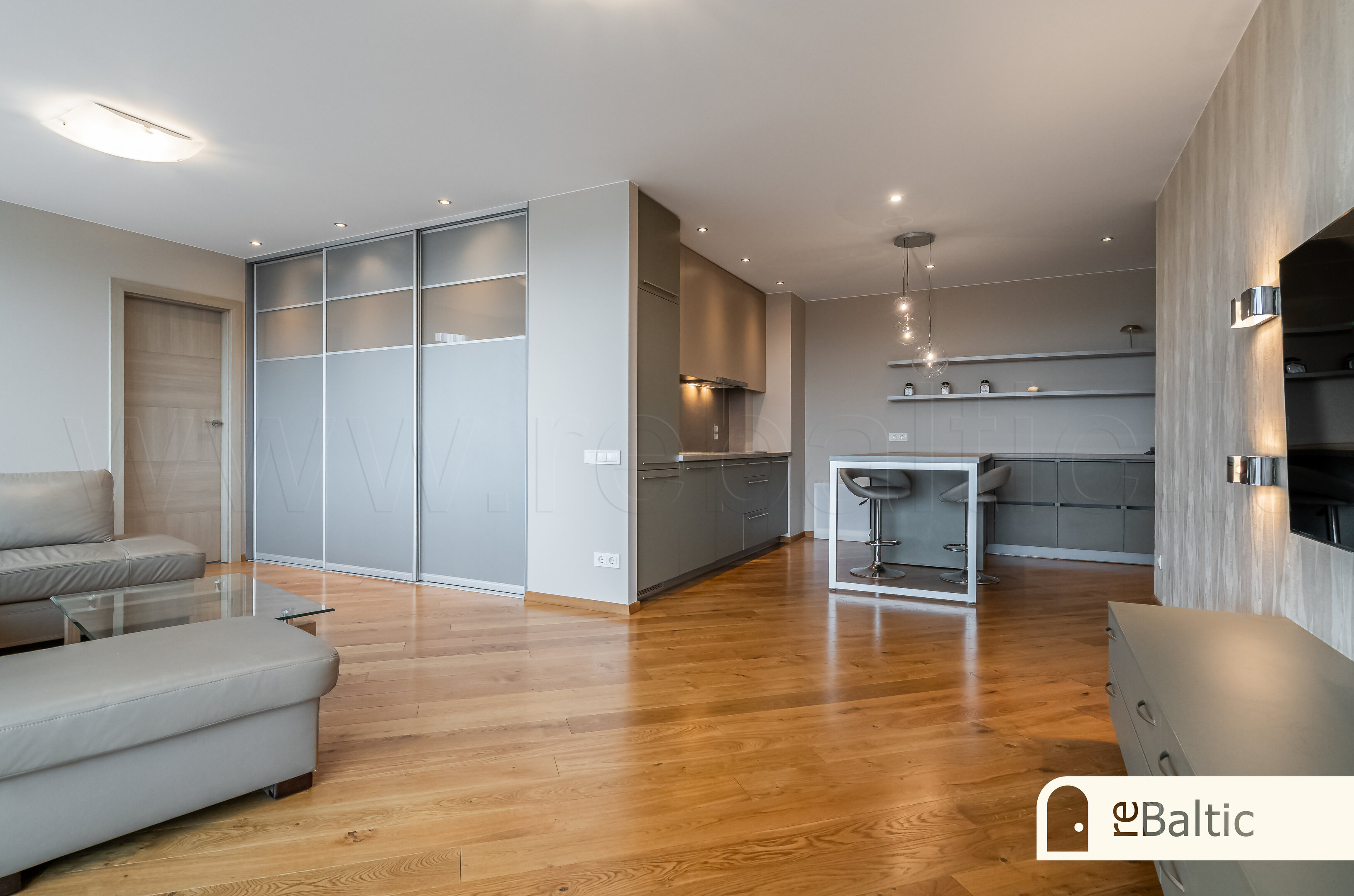 Savanorių pr., Senamiestis, Vilnius, 2 kamb. – nuotrauka 4