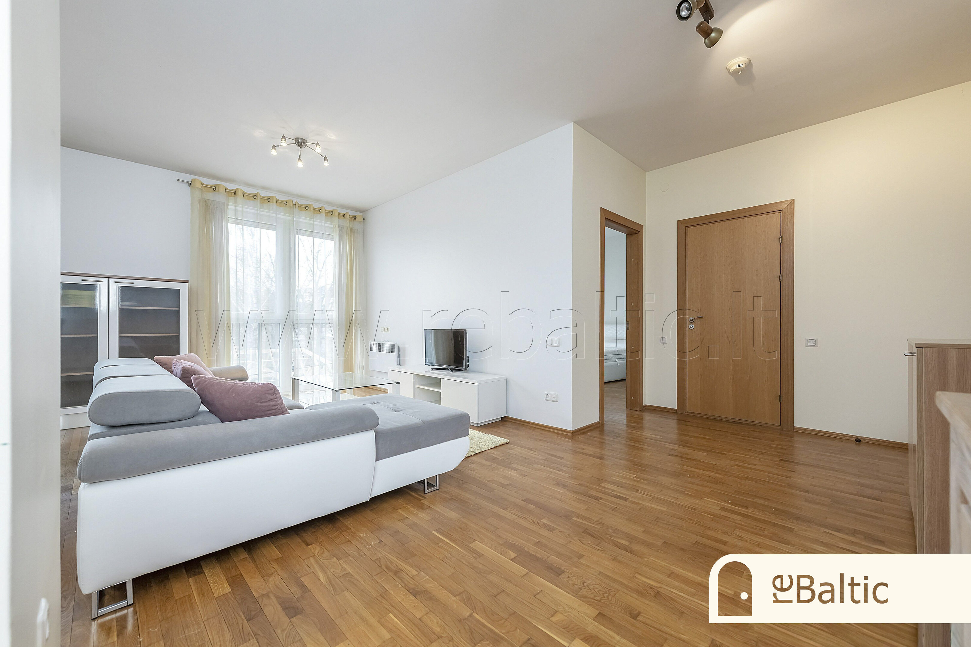 Vytauto g., Žvėrynas, Vilnius, 4 kamb. – image 4