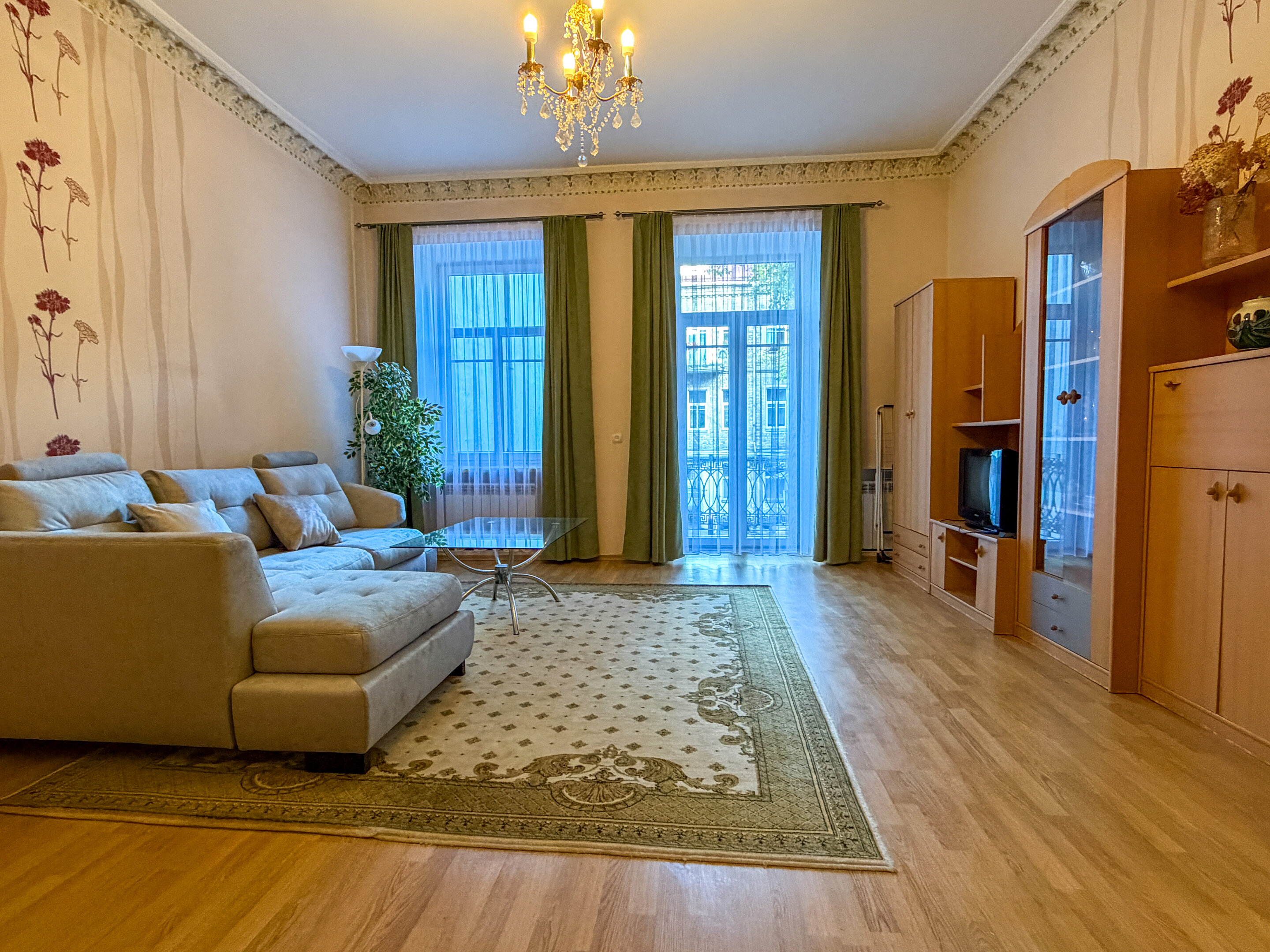 Gedimino pr., Senamiestis, Vilnius, 1 kamb. – image 4