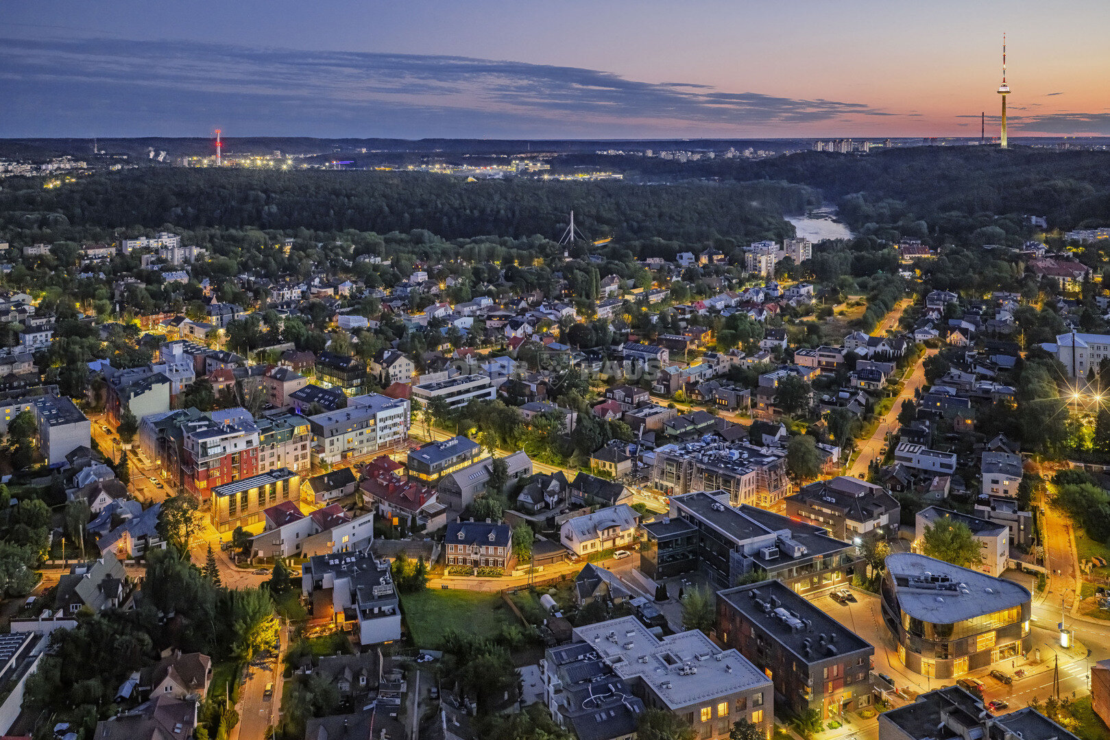 A. Mickevičiaus g., Žvėrynas, Vilnius, 4 kamb. – nuotrauka 1