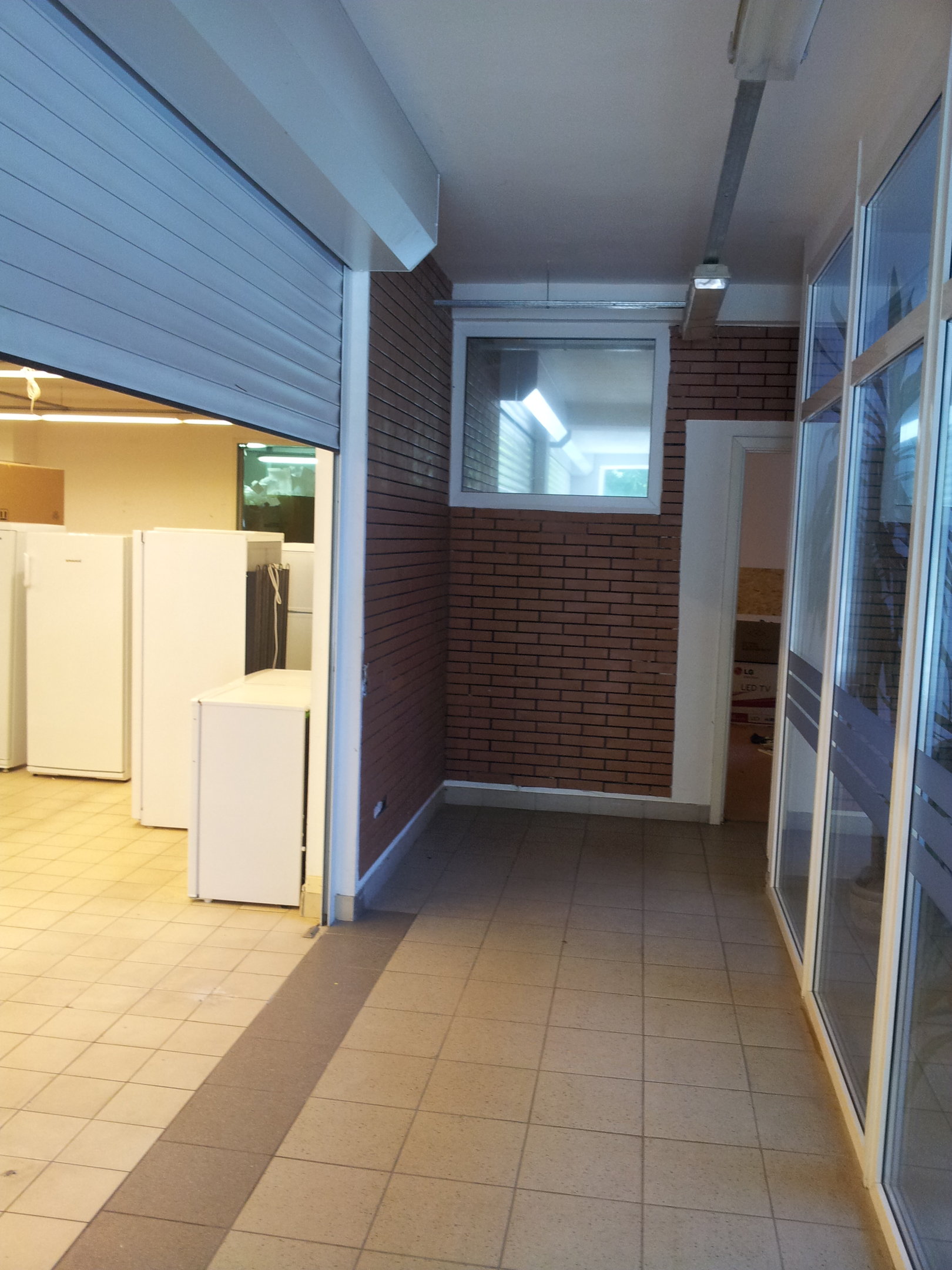 Biuro / Sandėliavimo / Maitinimo Patalpų nuoma Jurbarko r. sav., Jurbarke, Dariaus ir Girėno g. – nuotrauka 5