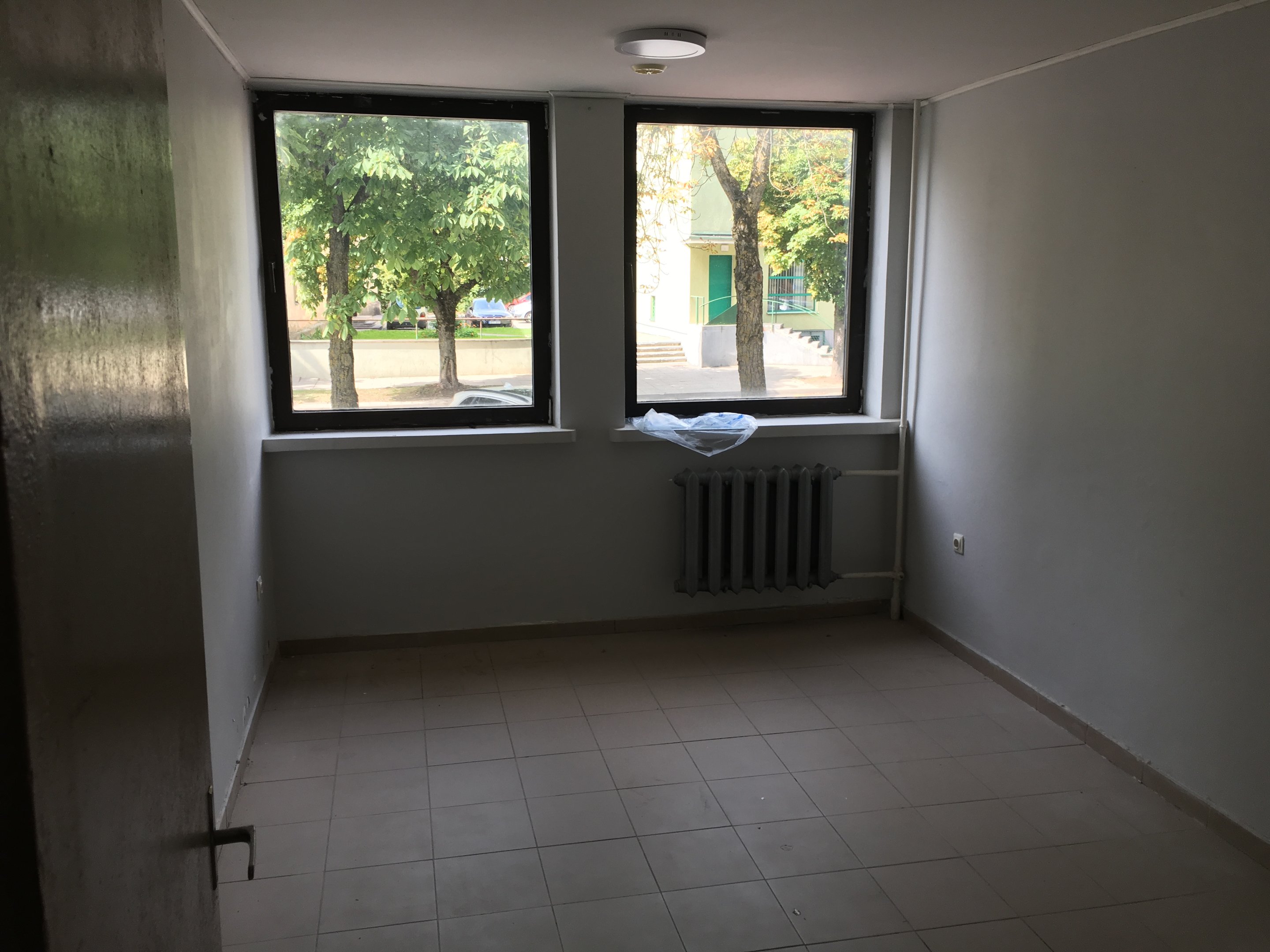 Продаётся Для бюро / Торговое/сервисное / Прочее помещения Šiauliuose, Centre, Ežero g. – изображение 4