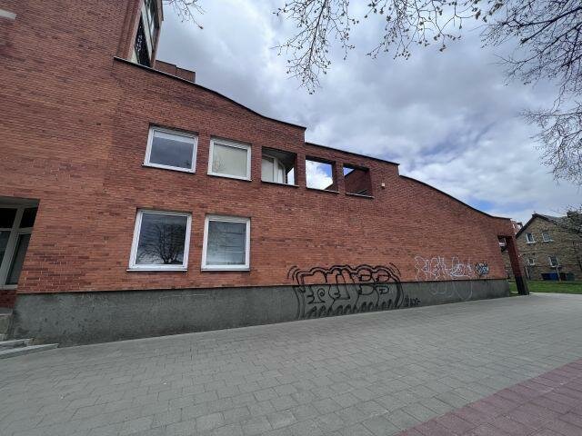 Продаётся Для бюро / Торговое/сервисное / Жилое помещения Šiauliuose, Centre, Žemaitės g. – изображение 3