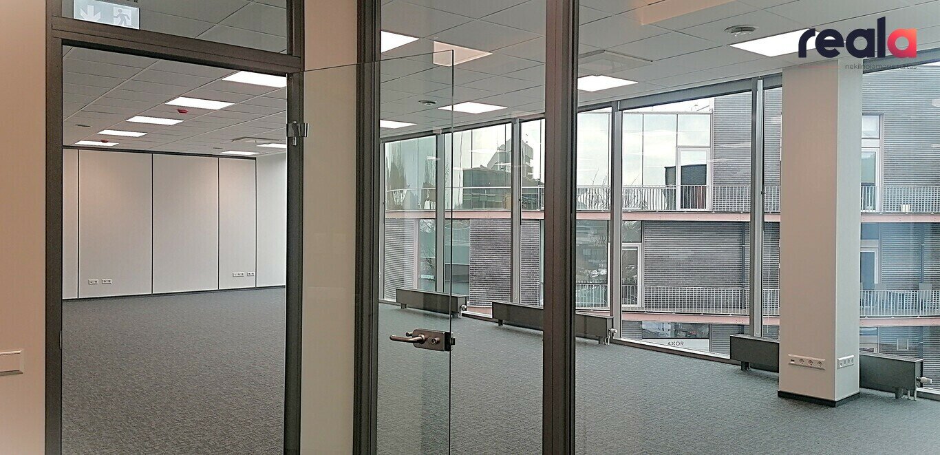 Office / Other Premises for rent Vilniuje, Žvėryne, Kęstučio g. – image 4