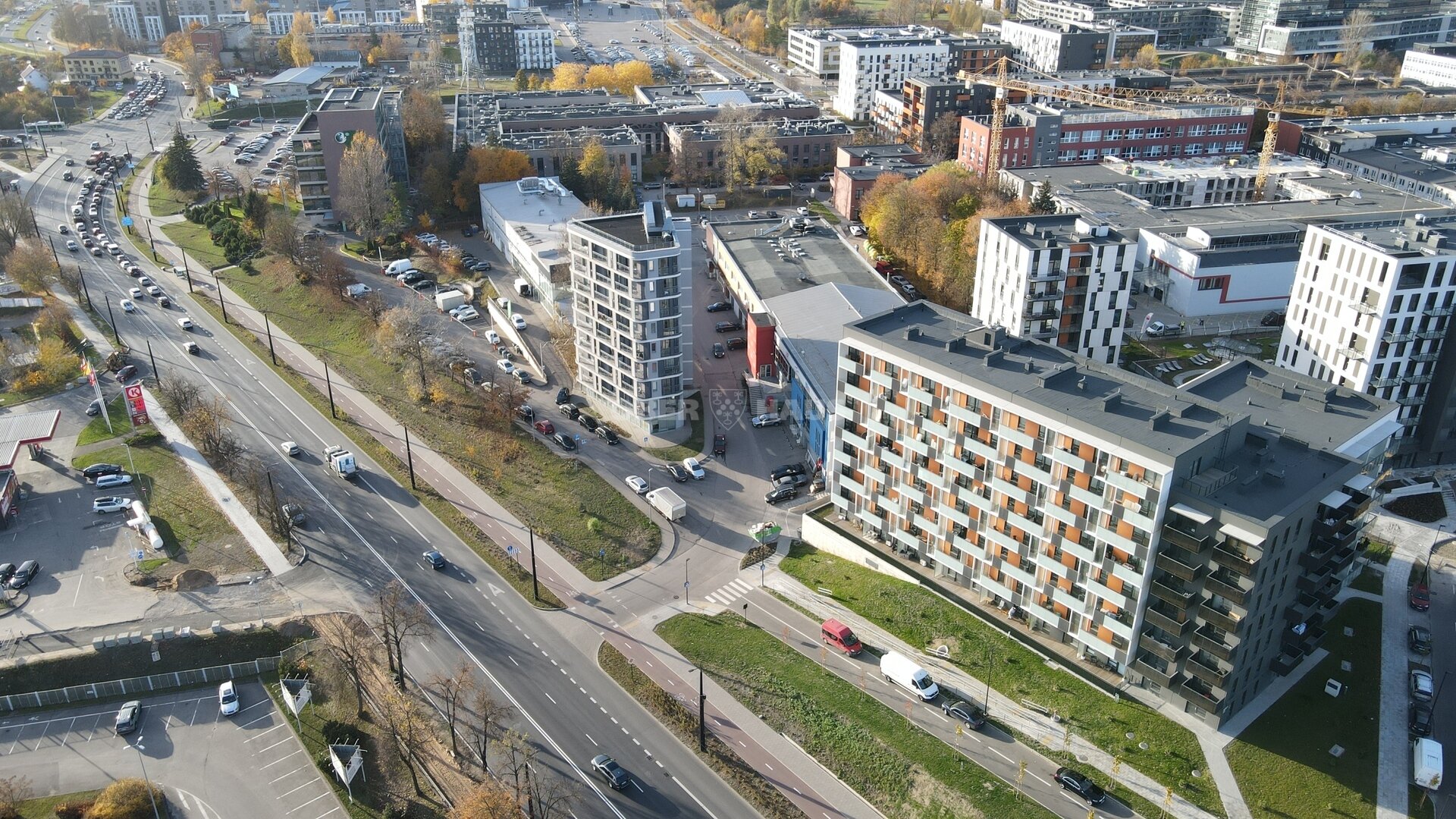Продаётся Торговое/сервисное помещения Vilniuje, Žirmūnuose, Kareivių g. – изображение 3