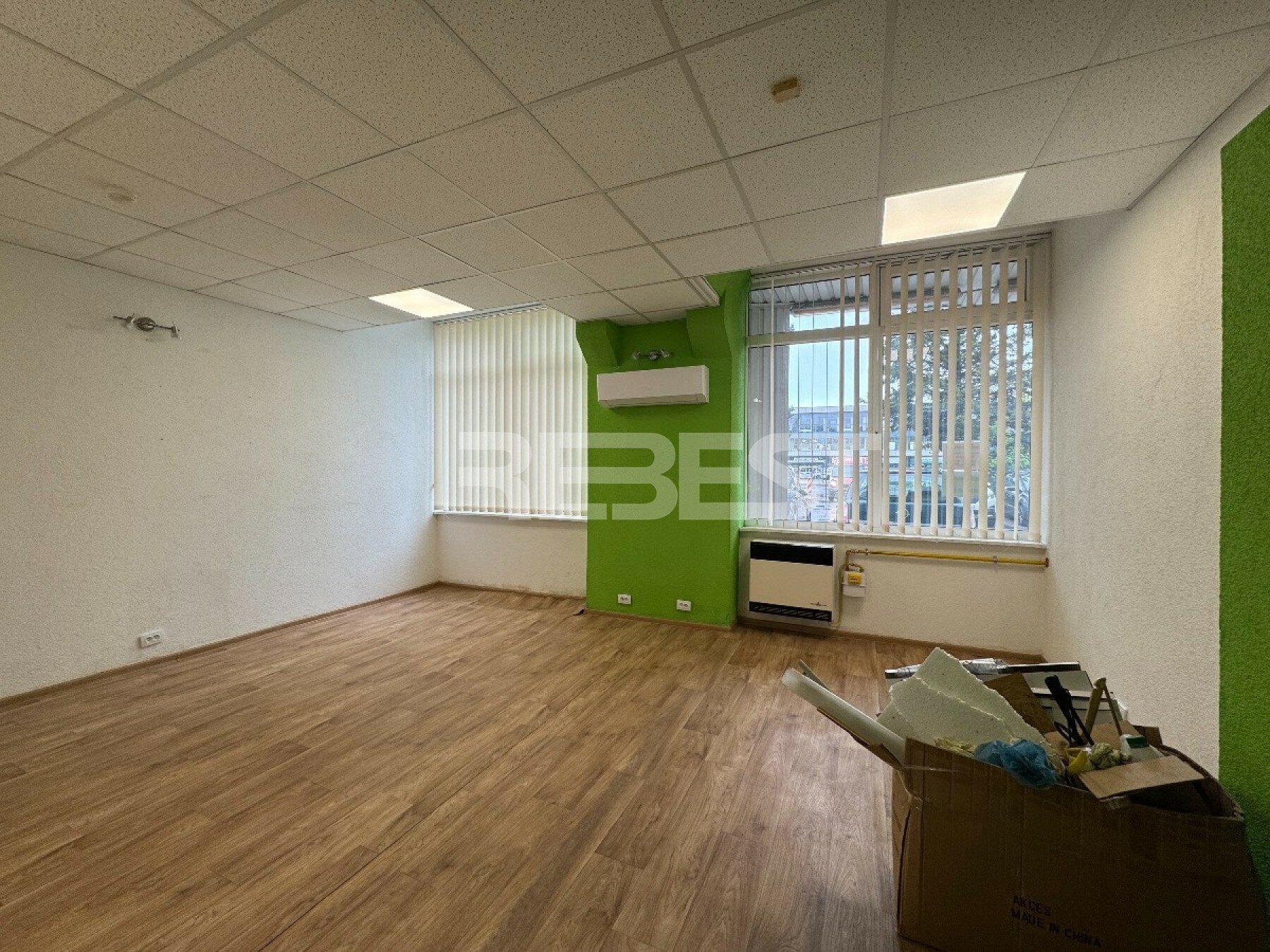 Listing image
