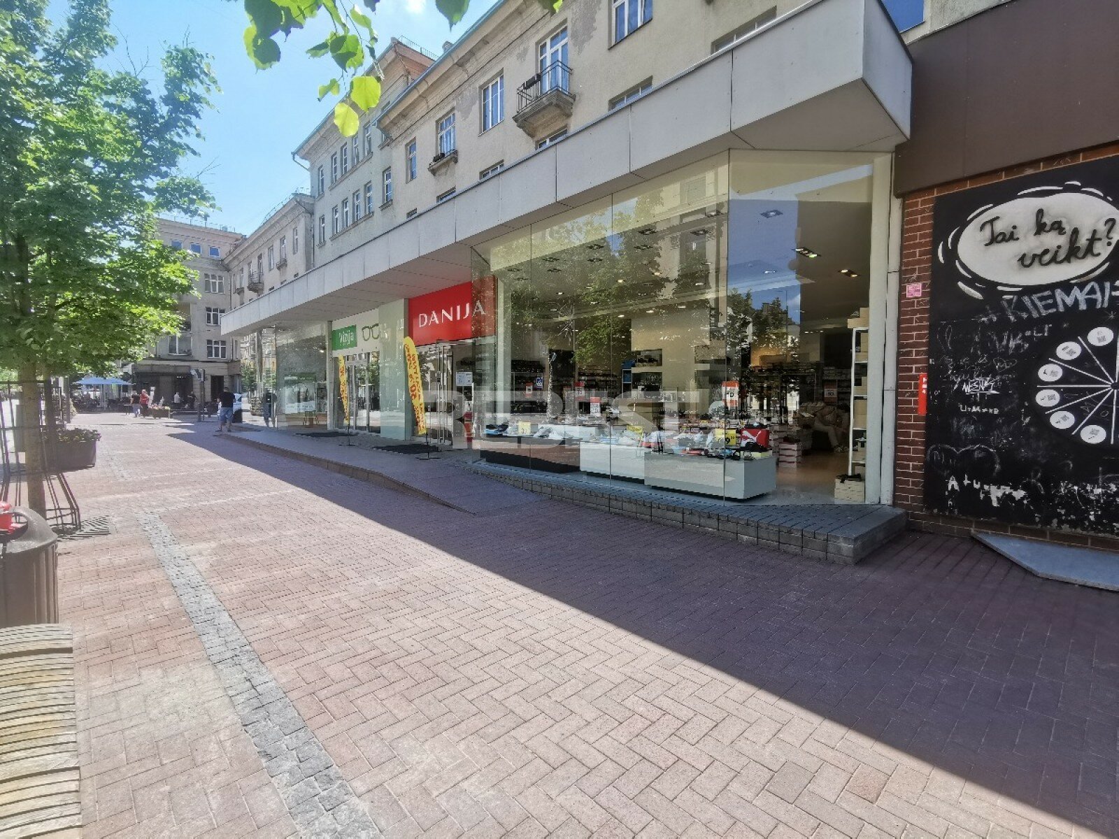 Listing image