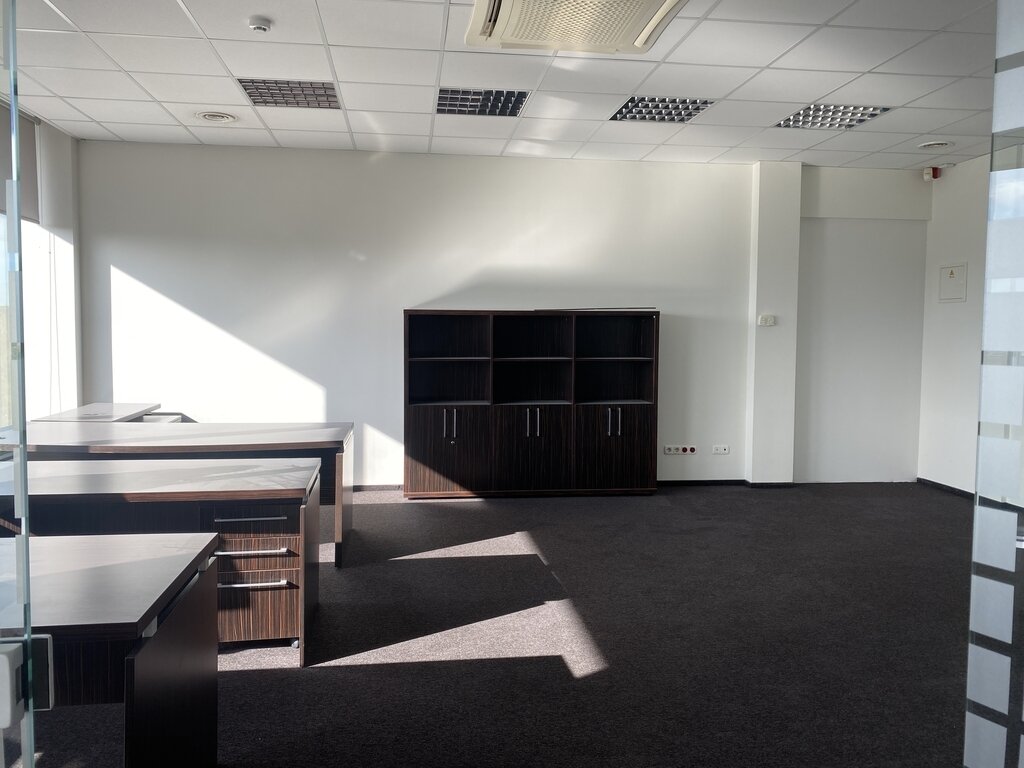 Office / Alimentation Premises for rent Vilniuje, Žirmūnuose, Kareivių g. – image 4