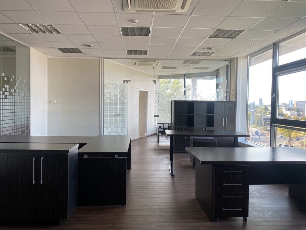 Office / Alimentation Premises for rent Vilniuje, Žirmūnuose, Kareivių g. – image 4