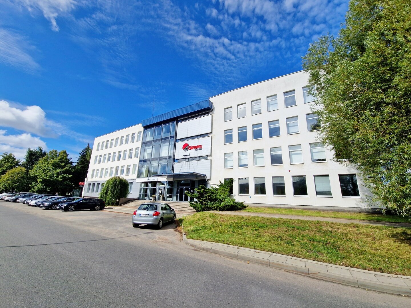 Listing image