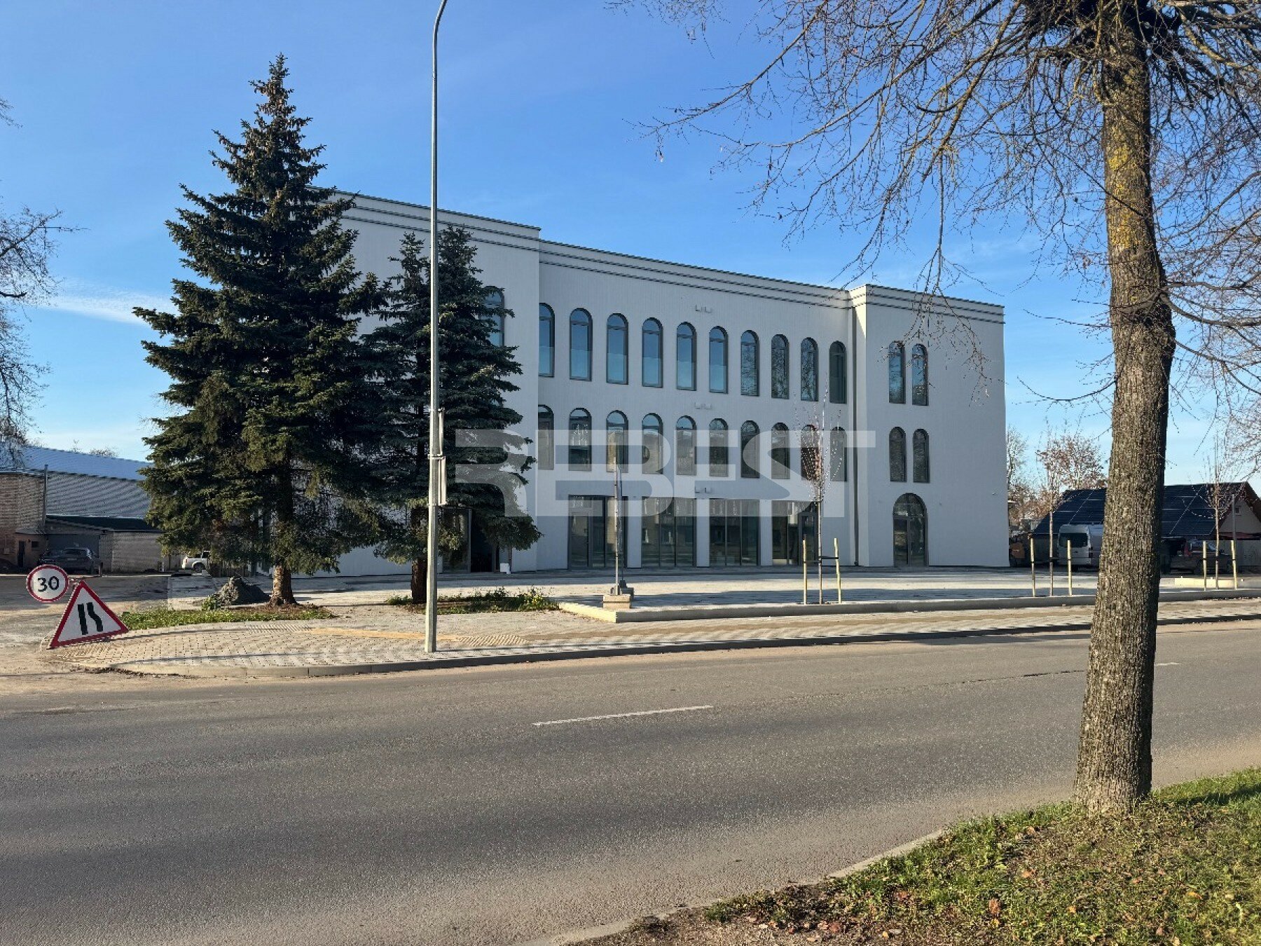 Продаётся Для бюро помещения Šiauliuose, Centre, J. Basanavičiaus g. – изображение 6