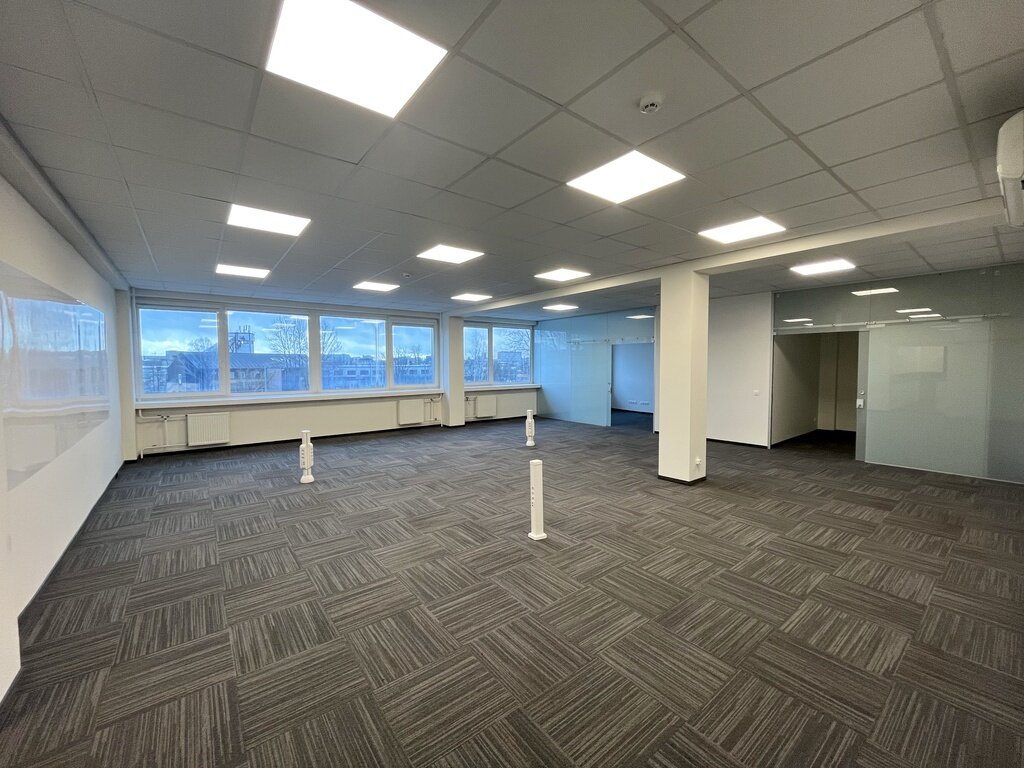 Office / Commercial/service / Other Premises for rent Vilniuje, Šiaurės miestelis, Kareivių g. – image 4