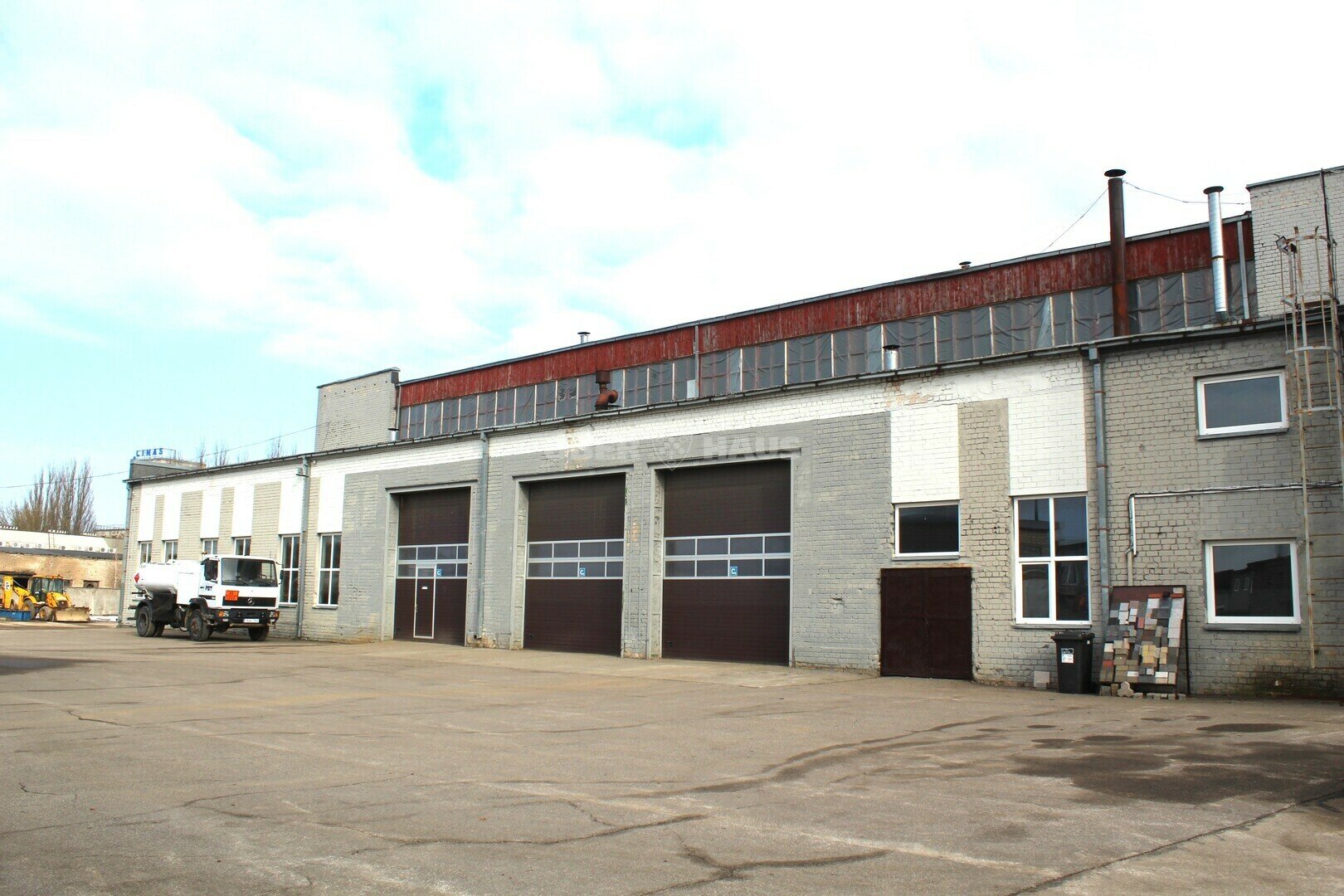 Listing image