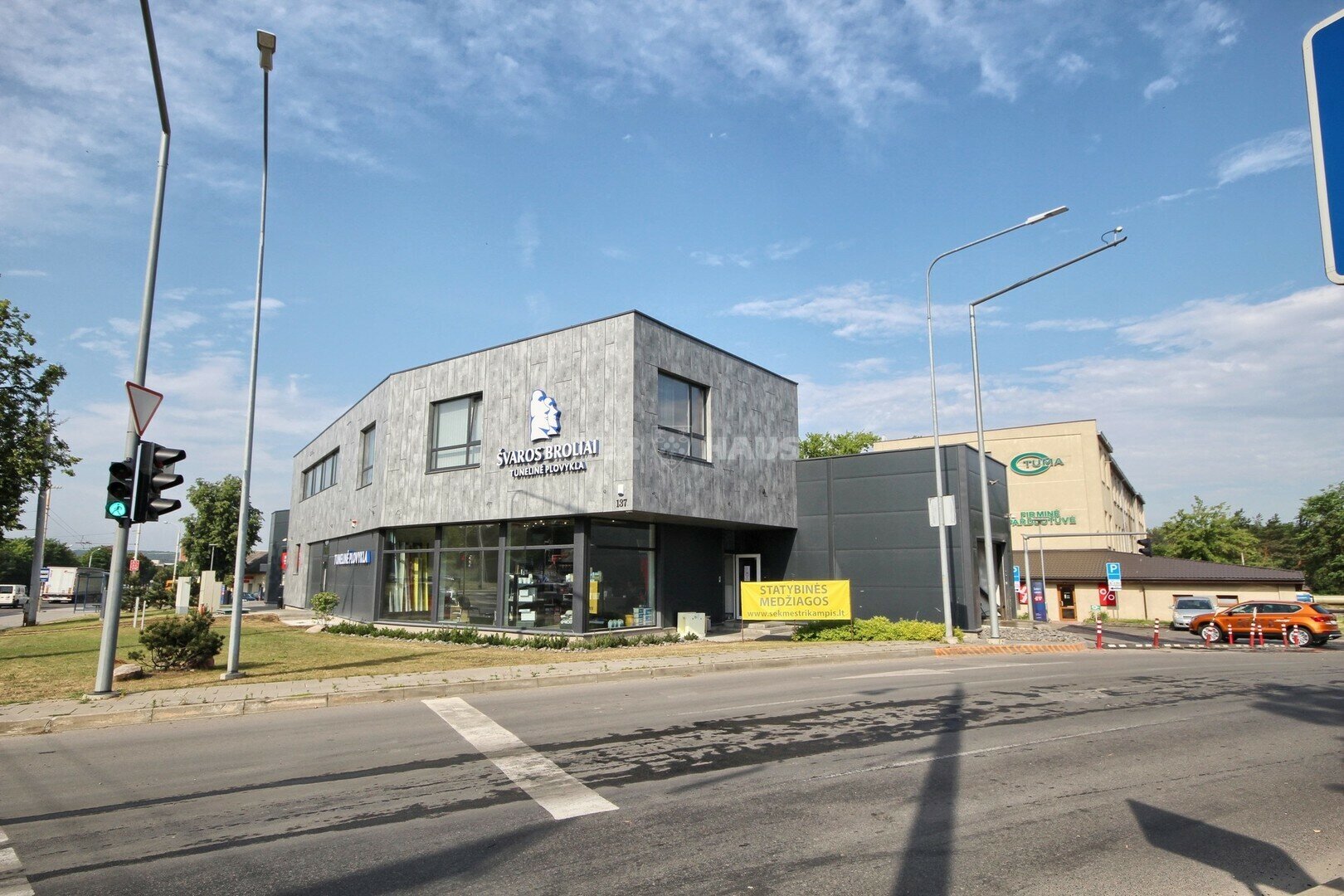 Listing image