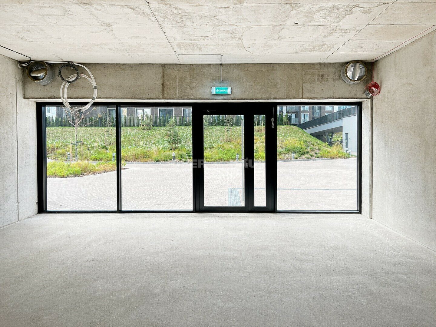 For sale Office premises Vilniuje, Šnipiškėse – image 3